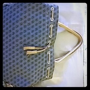 Dooney bourke satchel